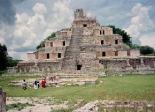 埃克巴拉姆游览